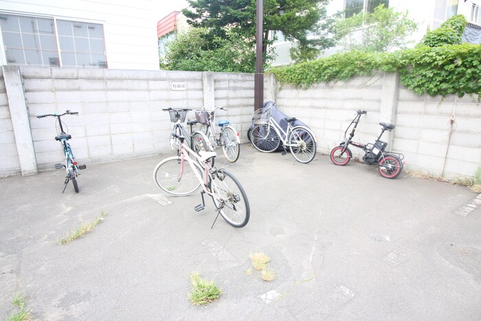 物件外観写真3　(外観写真)