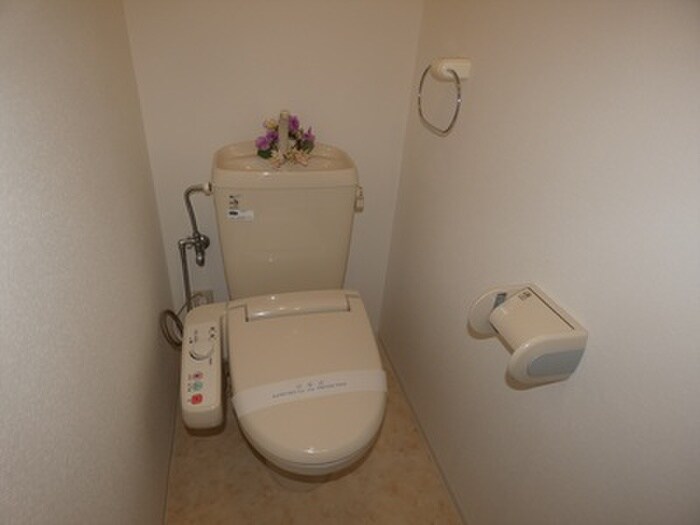 物件内観写真11　(トイレ)