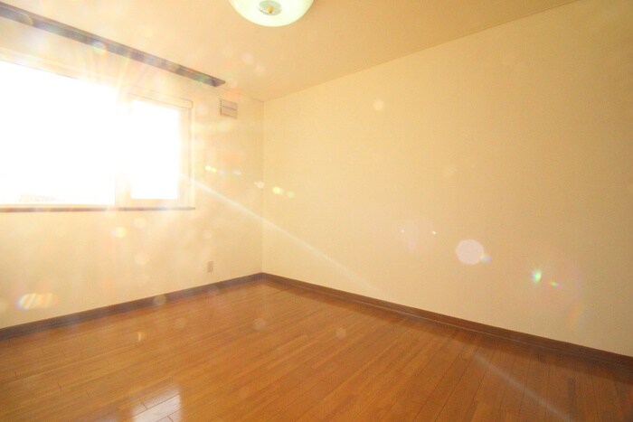 物件内観写真6　(居室)