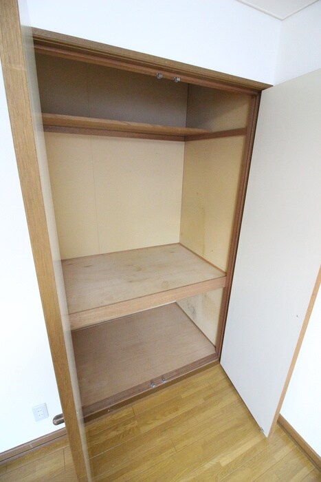 物件内観写真8　(収納)