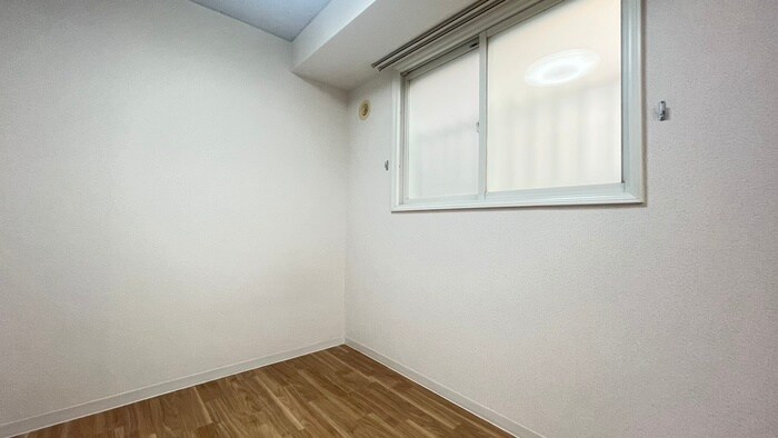 物件内観写真21　(居室)