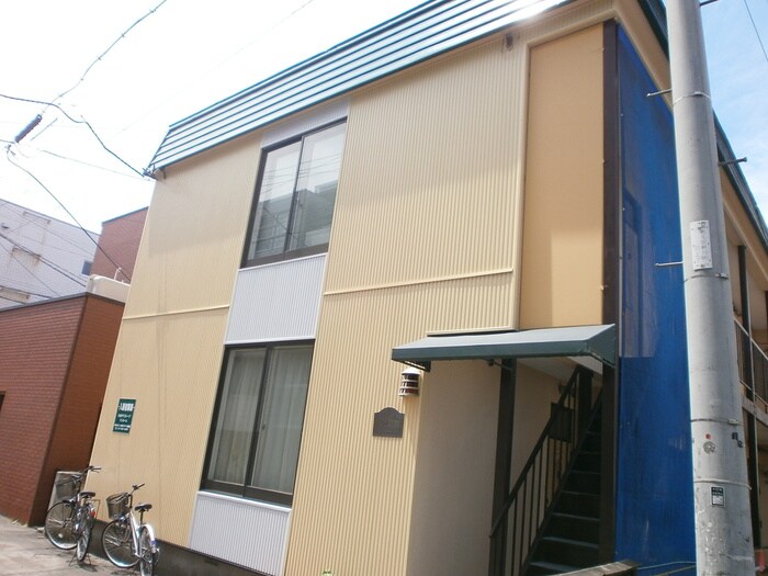 物件外観写真2　(外観写真)