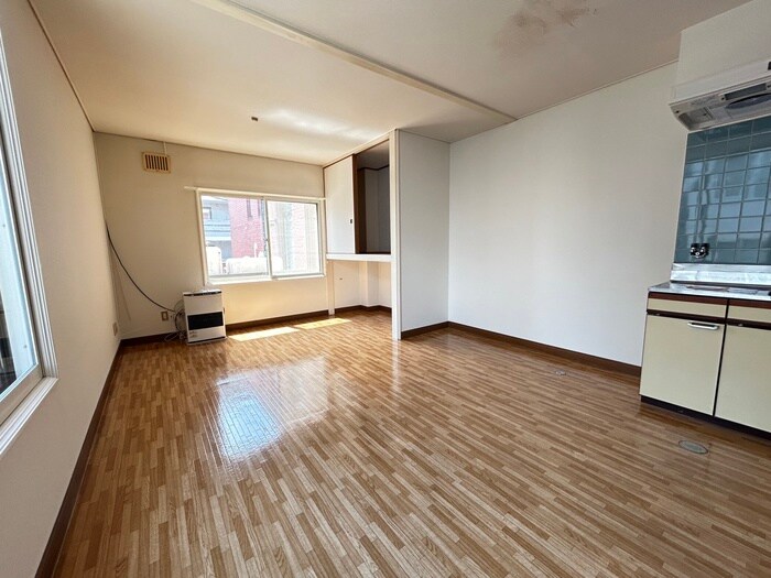 物件内観写真9　(居室)