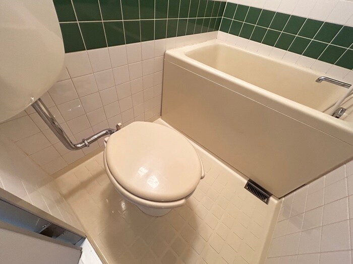 物件内観写真12　(トイレ)