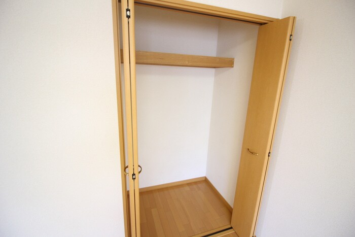 物件内観写真12　(収納)