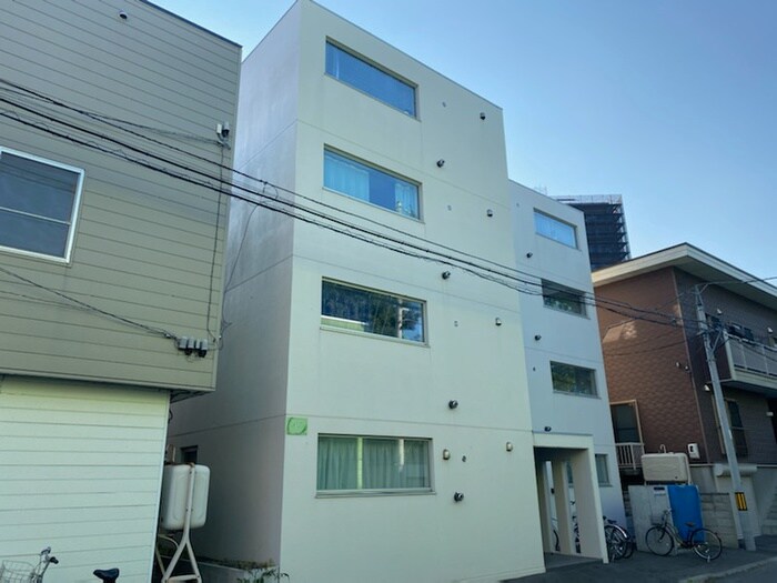 物件外観写真3　(外観写真)