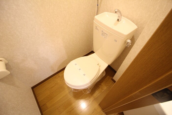 物件内観写真13　(トイレ)