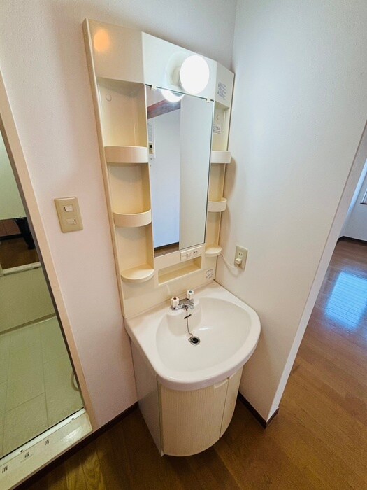 物件内観写真18　(洗面)