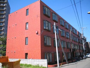 プレサント北８条Ｂ棟外観写真