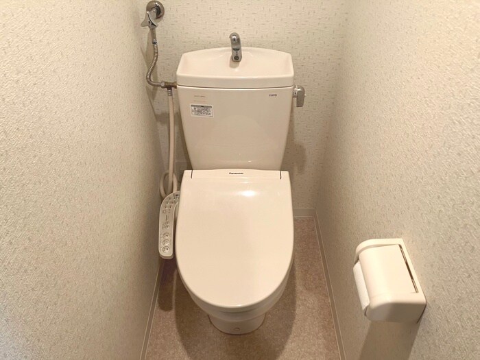 物件内観写真16　(トイレ)