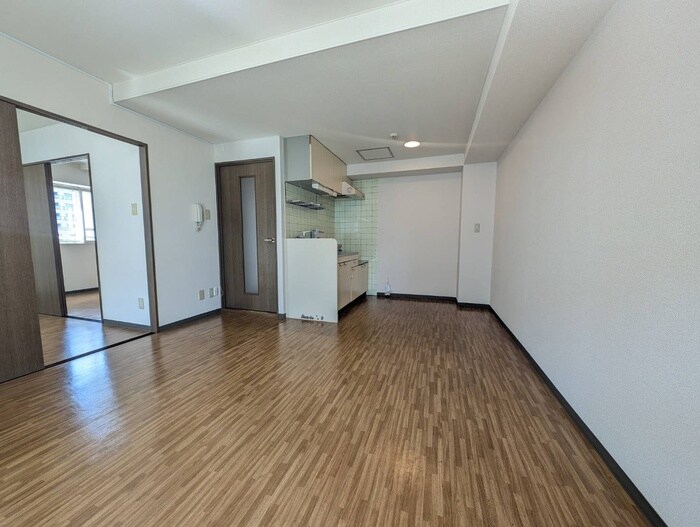 物件内観写真9　(居室)