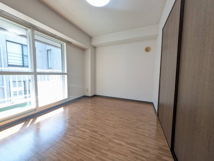 物件内観写真10　(居室)