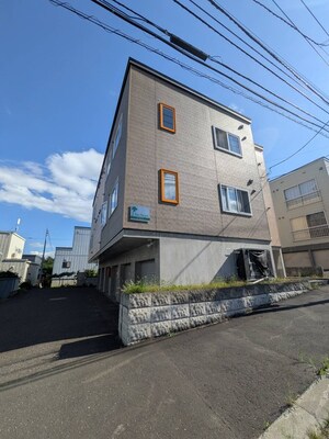 パ－ム　ハイツ外観写真