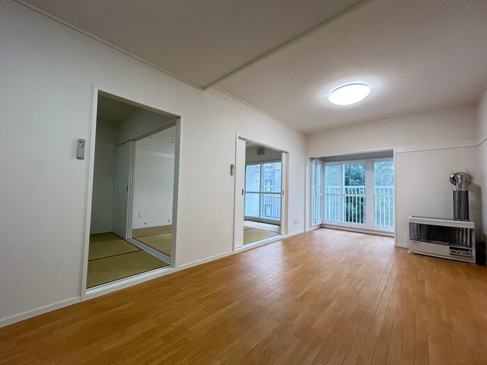 物件内観写真9　(居室)