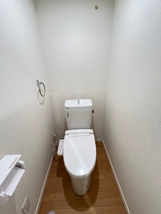 物件内観写真14　(トイレ)