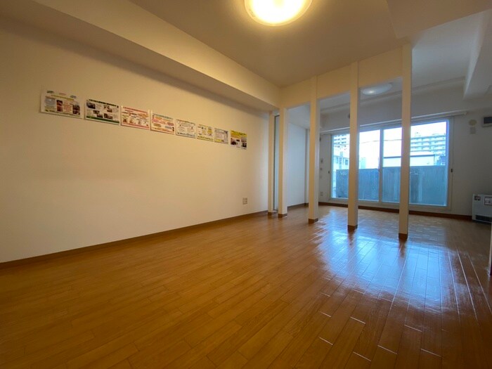 物件内観写真10　(居室)