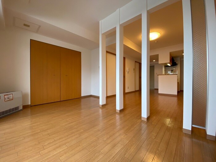 物件内観写真11　(居室)