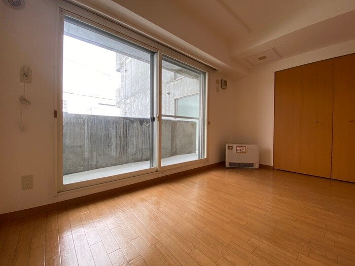 物件内観写真13　(居室)