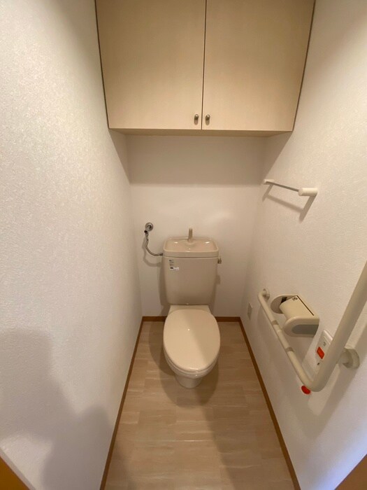 物件内観写真16　(トイレ)