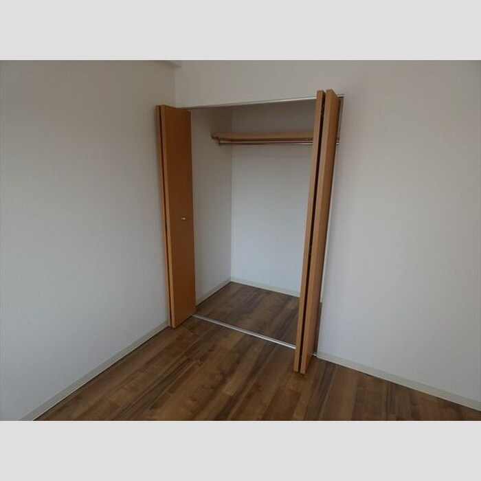 物件内観写真9　(収納)