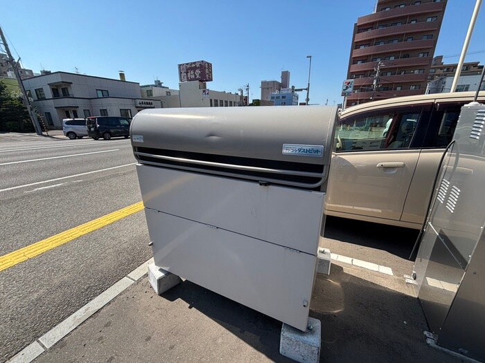 物件外観写真6　(建物設備)