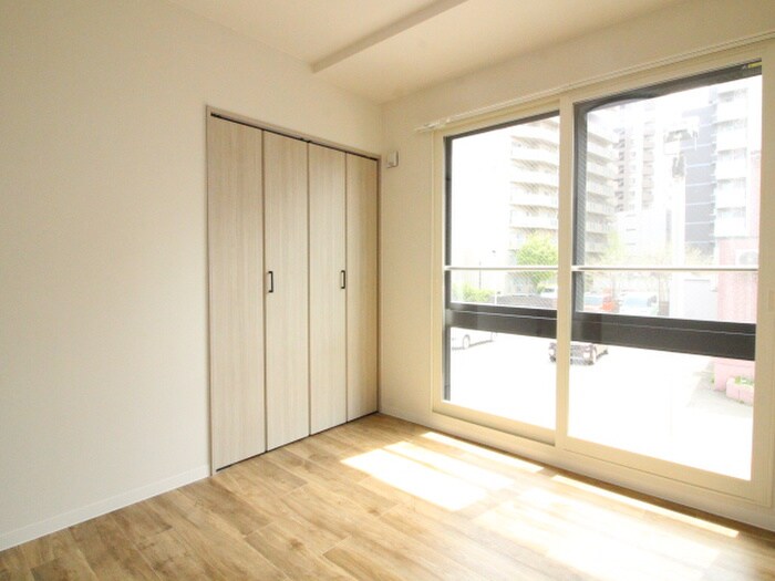 物件内観写真10　(居室)