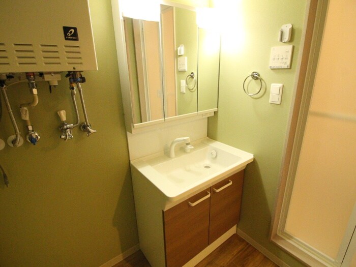 物件内観写真13　(洗面)