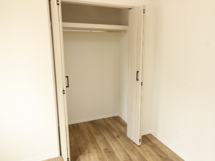 物件内観写真18　(収納)