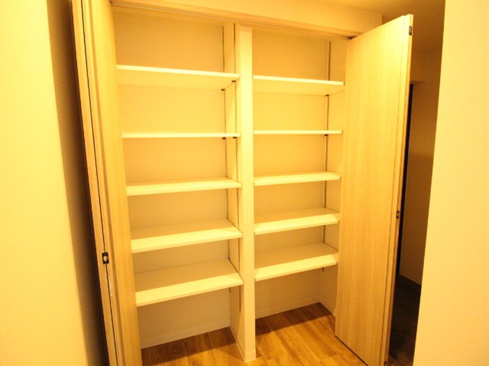 物件内観写真19　(収納)