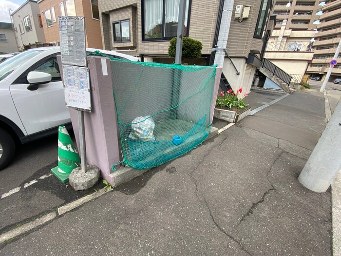 物件外観写真6　(建物設備)