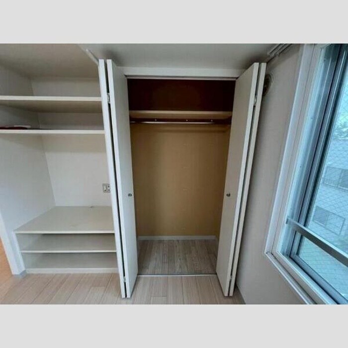 物件内観写真8　(収納)