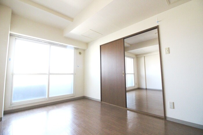 物件内観写真10　(居室)