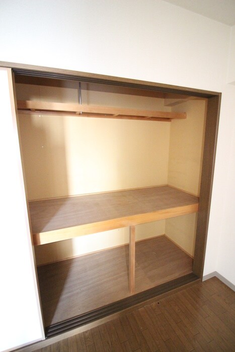 物件内観写真11　(収納)