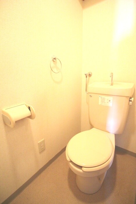 物件内観写真15　(トイレ)