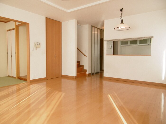 物件内観写真8　(居室)