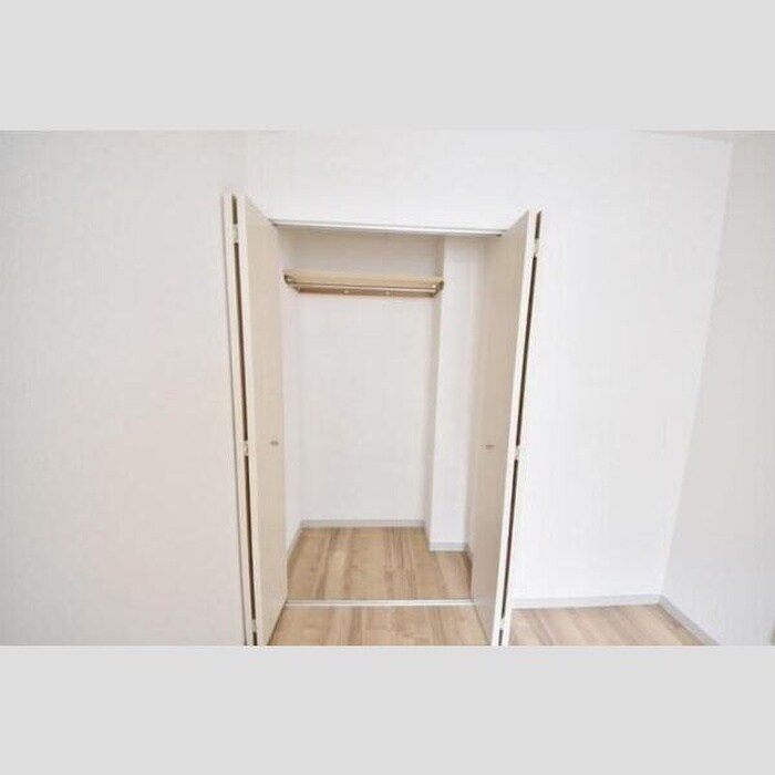 物件内観写真7　(収納)