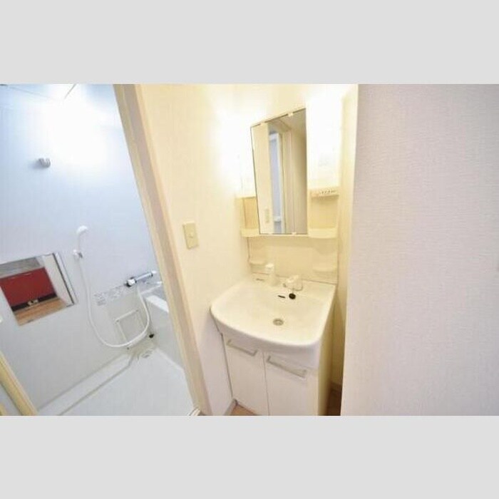 物件内観写真9　(洗面)