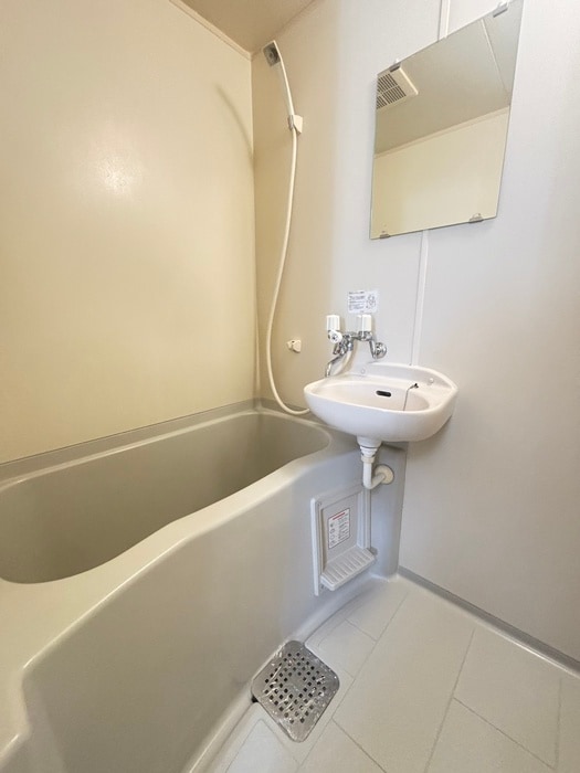 物件内観写真12　(バス／シャワールーム等)