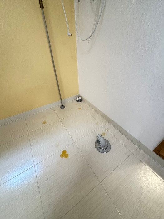 物件内観写真18　(洗濯機置場)