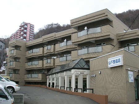 ＣＡＳＡ藻岩台外観写真