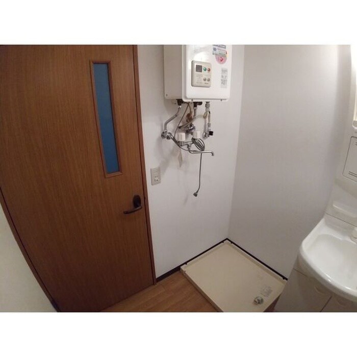 物件内観写真12　(洗面)