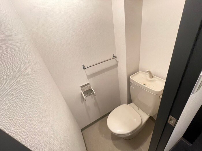 物件内観写真17　(トイレ)