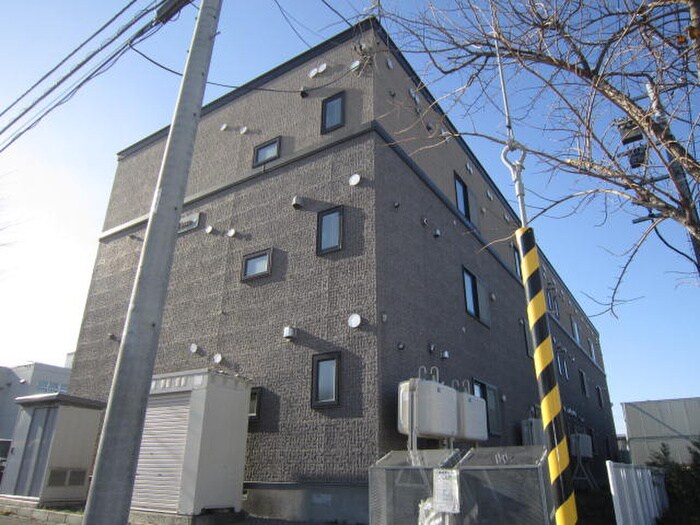 物件外観写真2　(外観写真)