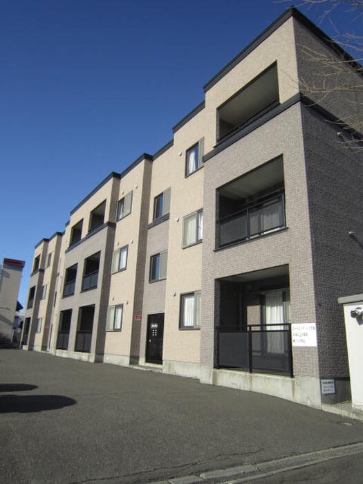 物件外観写真3　(外観写真)