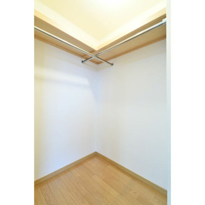 物件内観写真13　(収納)