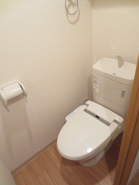 物件内観写真13　(トイレ)