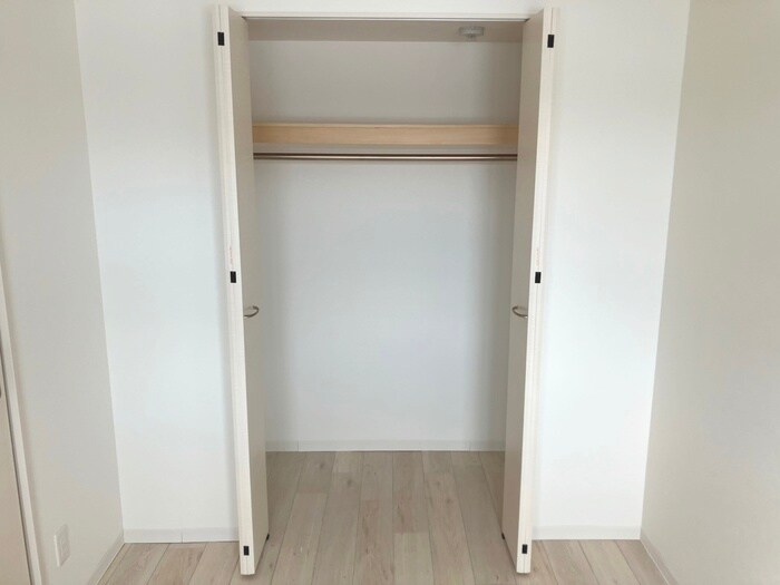 物件内観写真16　(収納)