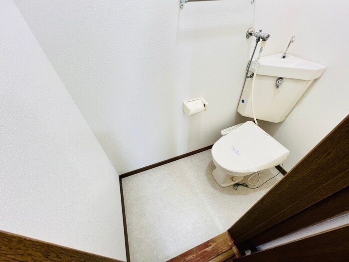 物件内観写真13　(トイレ)