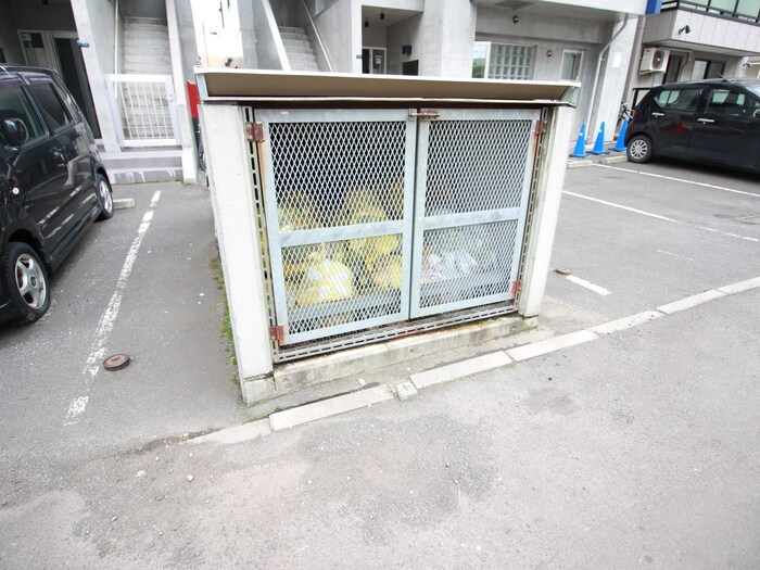 物件外観写真6　(建物設備)