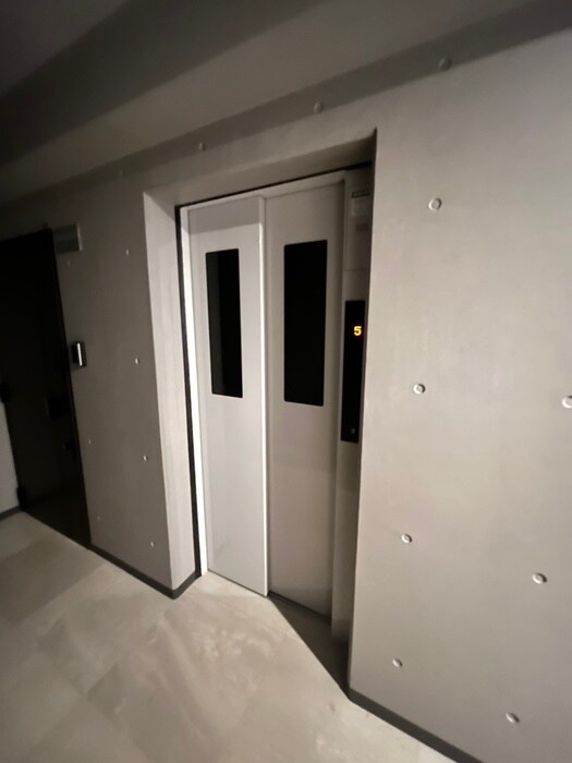 物件外観写真6　(建物設備)